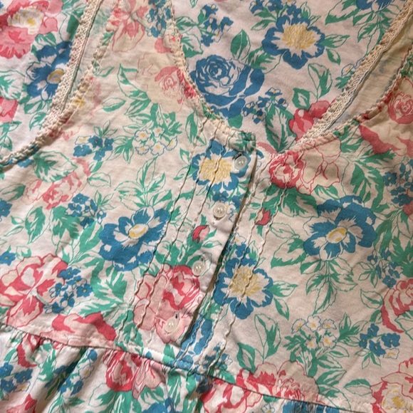 Vintage Floral Button-Up Nightgown Cottagecore Coastal Granddaughter Aesthetic - Picture 3 of 5